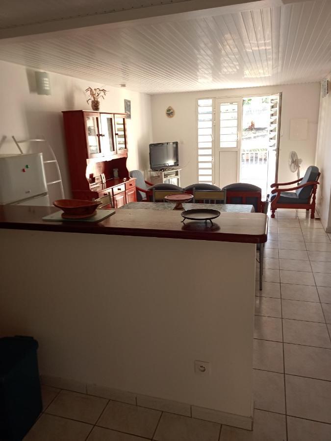 Charmant Appartement Verdoyant Le Morne-Vert Екстериор снимка